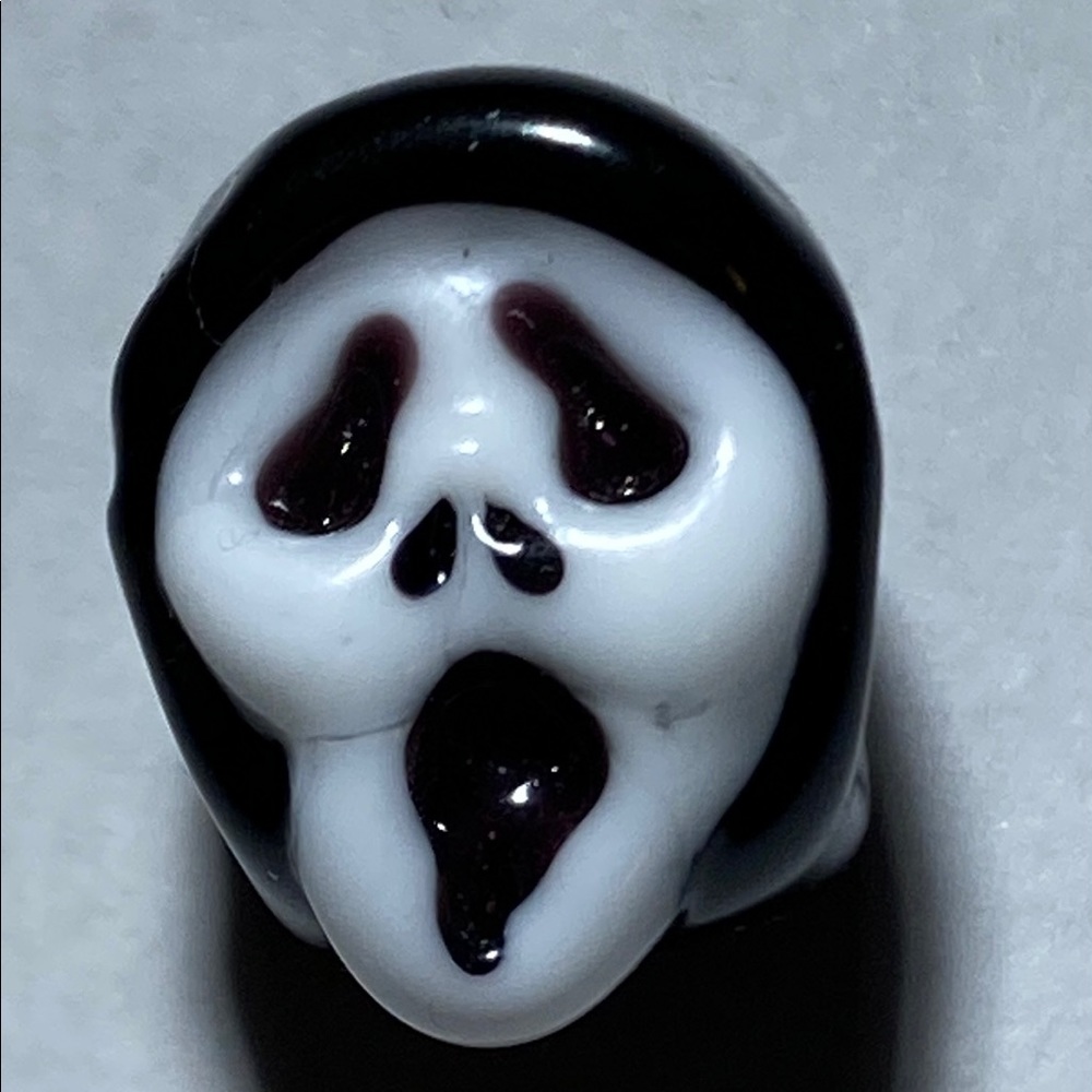 The Scream! - artisan-made - no silver core - NWOT